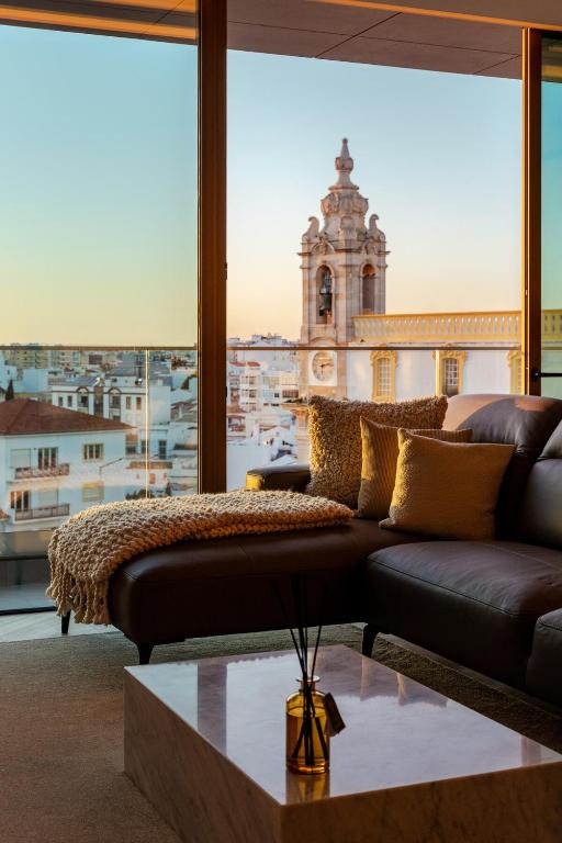 The View at the Downtown 5, Faro