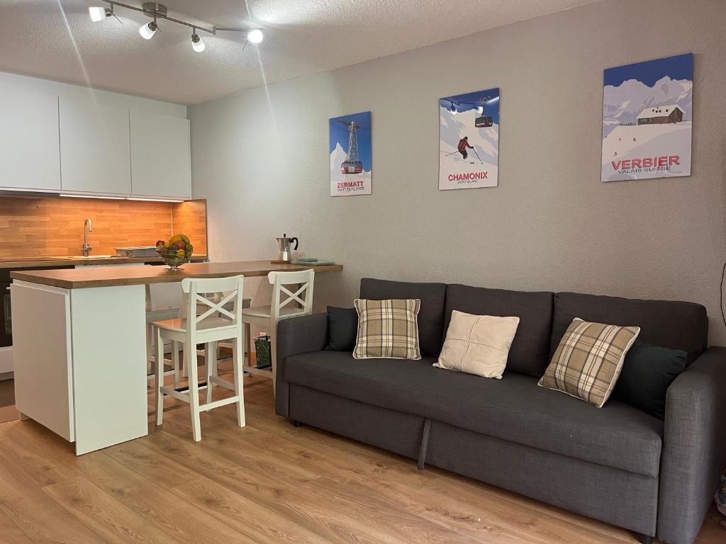 Alpine apartment in Swiss village of Torgon - 3