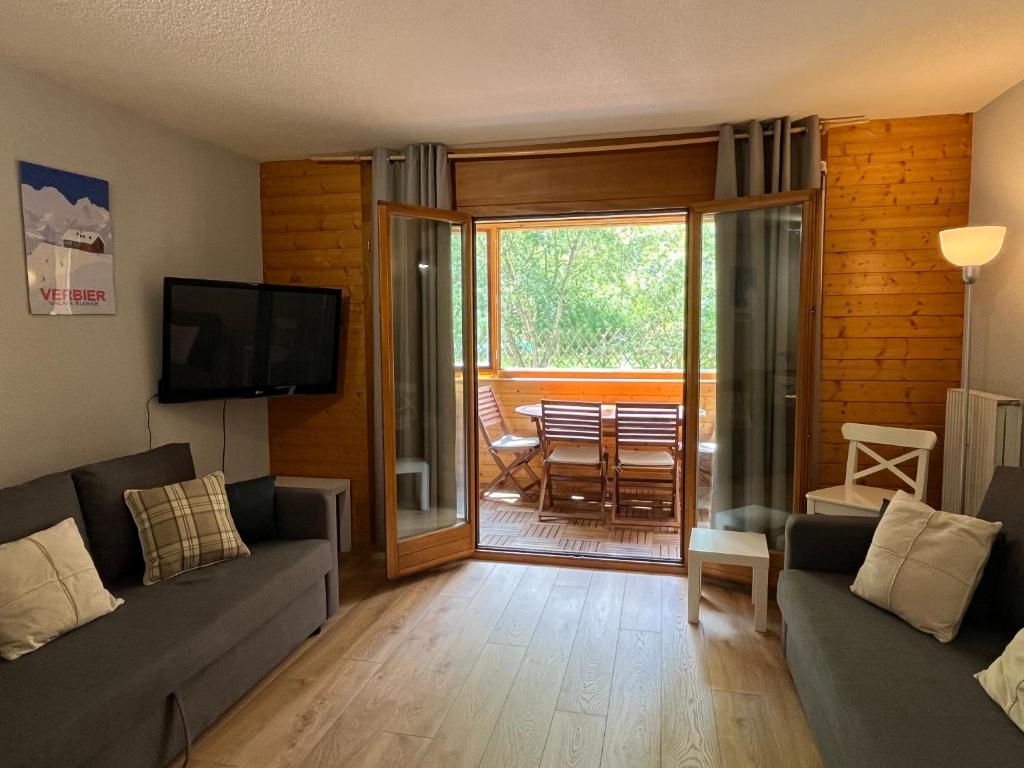 Alpine apartment in Swiss village of Torgon - 5