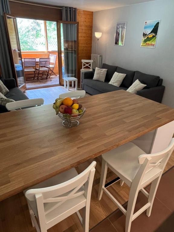 Alpine apartment in Swiss village of Torgon - 2