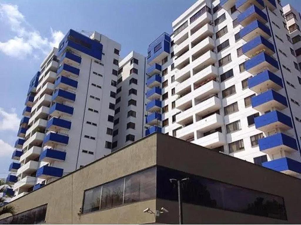 Apartamento Los Conquistadores Av Roosevelt ESTADIO, UNIDAD DEPORTIVA, IMBANACO, TEQUENDAMA, SAN FERNANDO - 1
