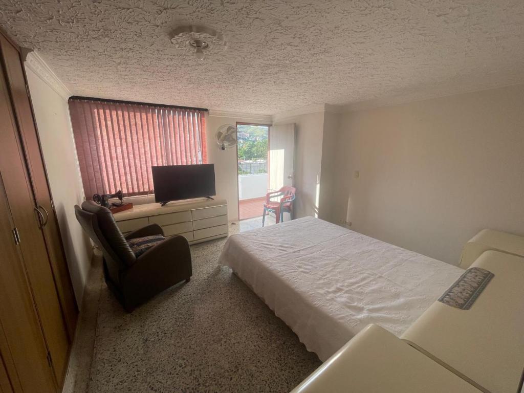 Apartamento Los Conquistadores Av Roosevelt ESTADIO, UNIDAD DEPORTIVA, IMBANACO, TEQUENDAMA, SAN FERNANDO - 3