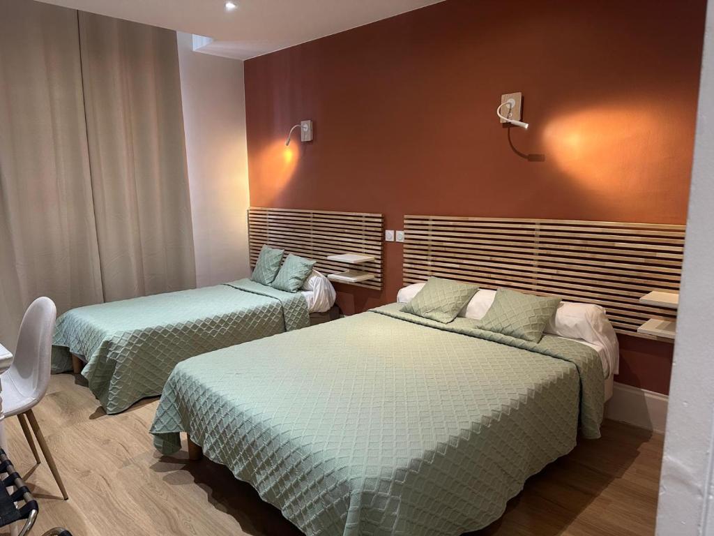 Hotel Azur - 3