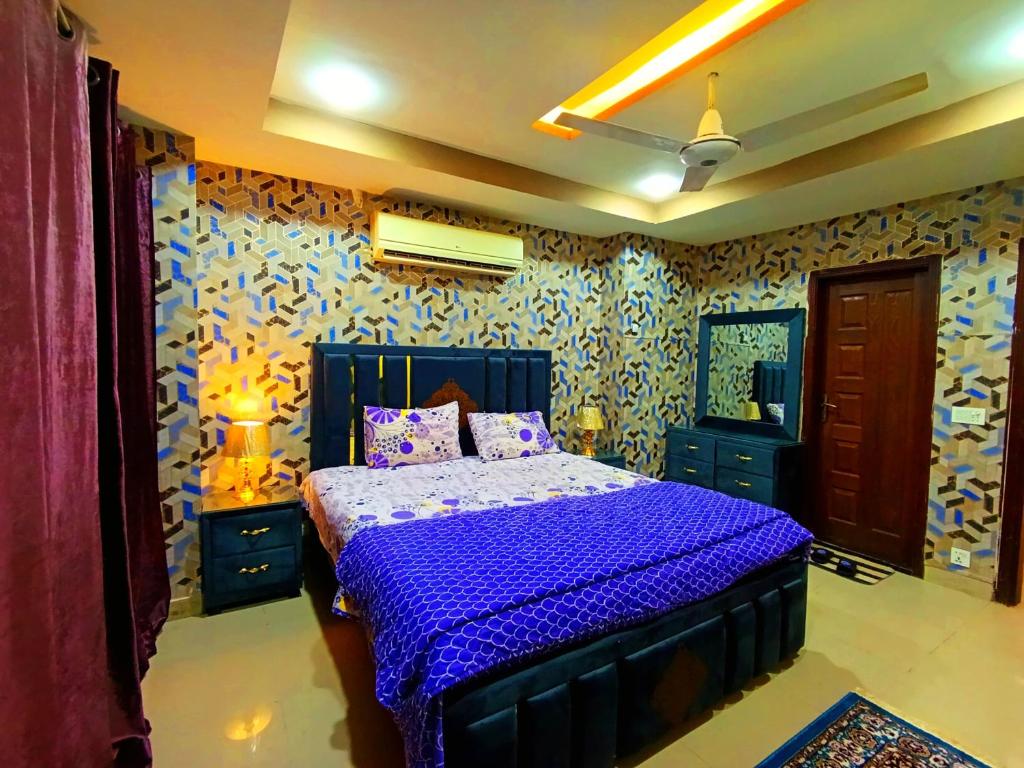 Daily & Weekly, Rawalpindi