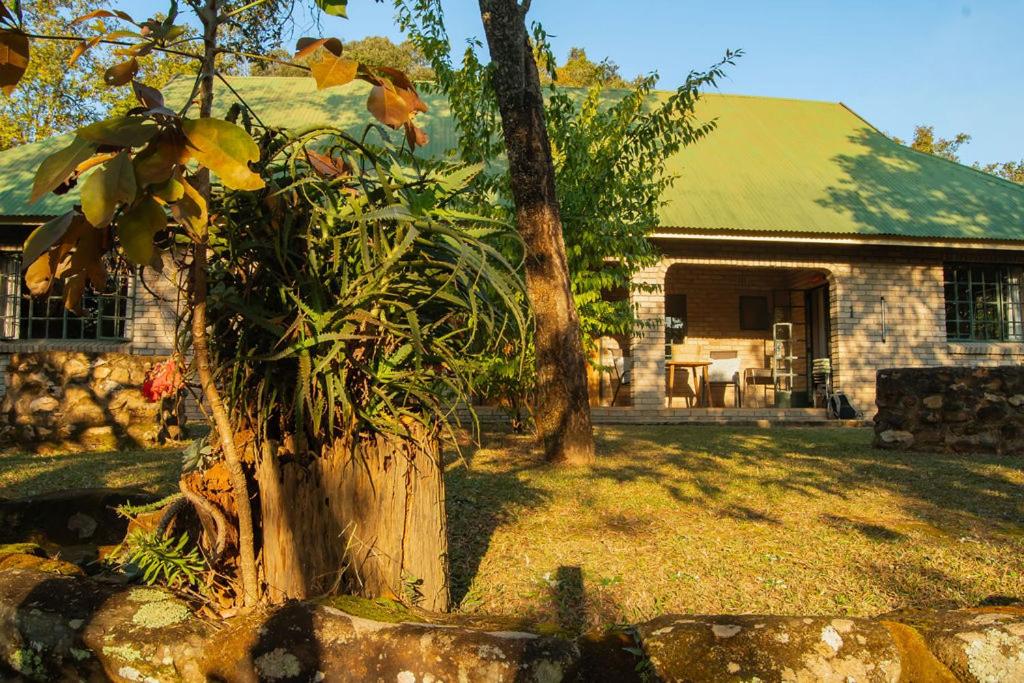 Mackers Self Catering Cottages, Hazyview