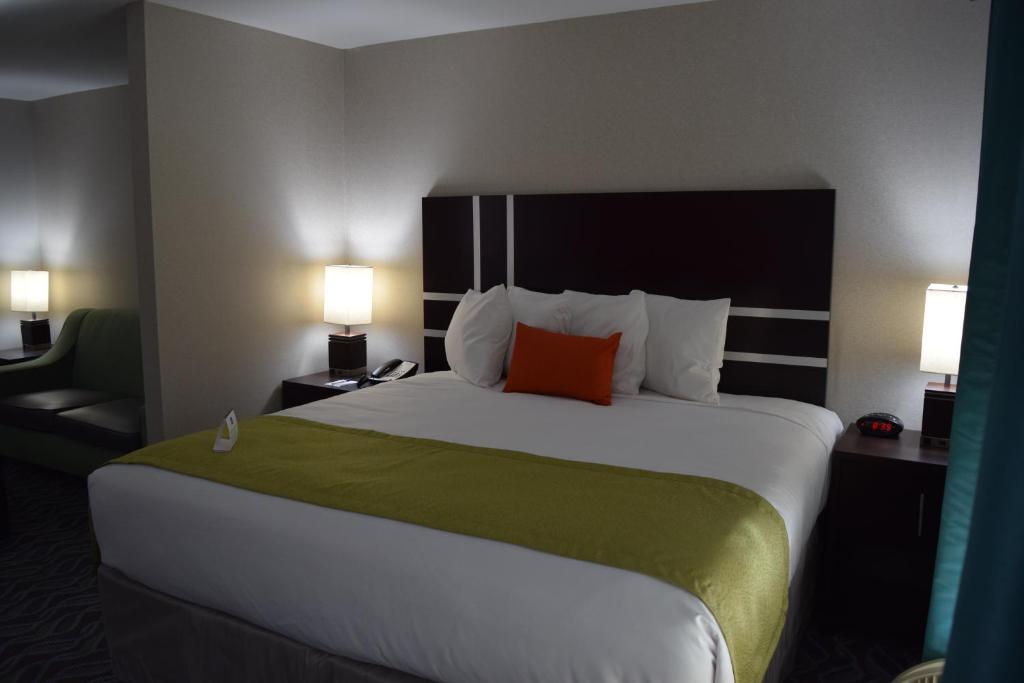 Best Western Plus Hardeeville Inn & Suites photo