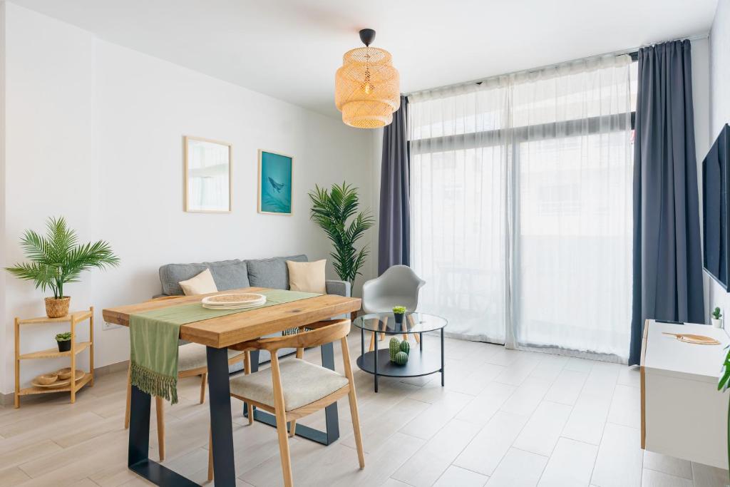 Salty Loft en el Centro de Corralejo, terraza privada, cocina completa y WIFI - 1