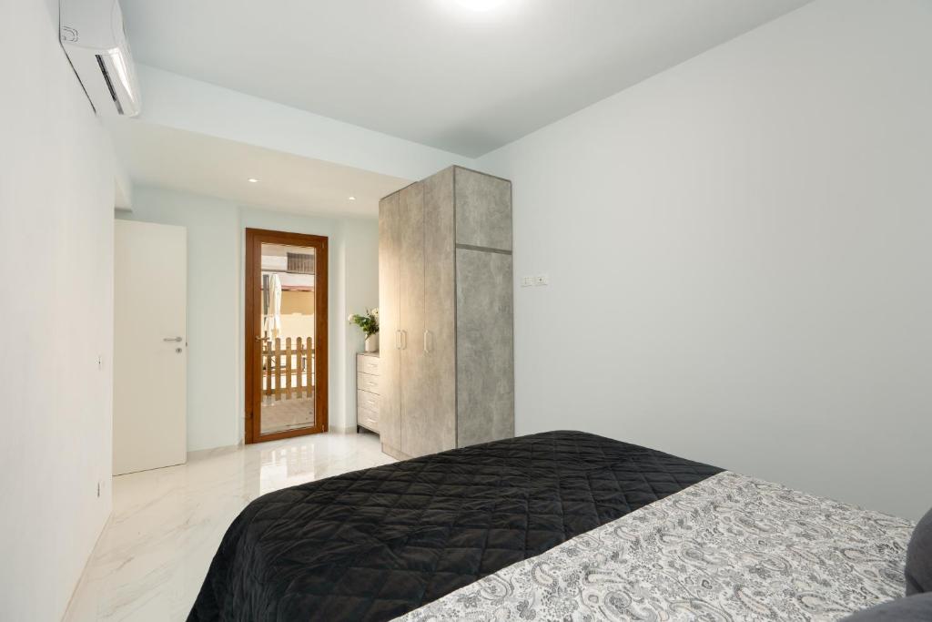 Z&I Charming Apartments - 3