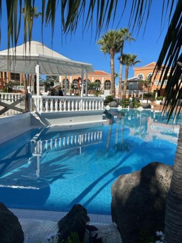 Cozy apartment in Tenerife Royal Garden - 2