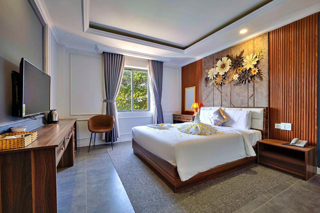 HANZ AND Sunset Beach Resort