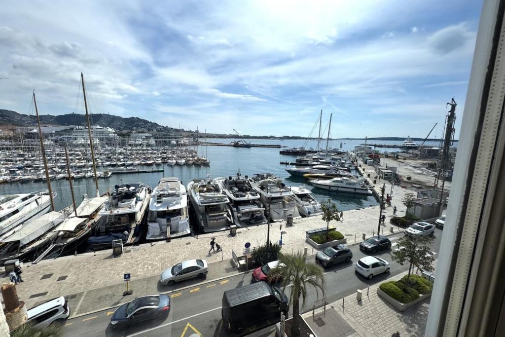 Brand-new 100 sqm apartment with breathtaking panoramic views over Cannes’ - 4