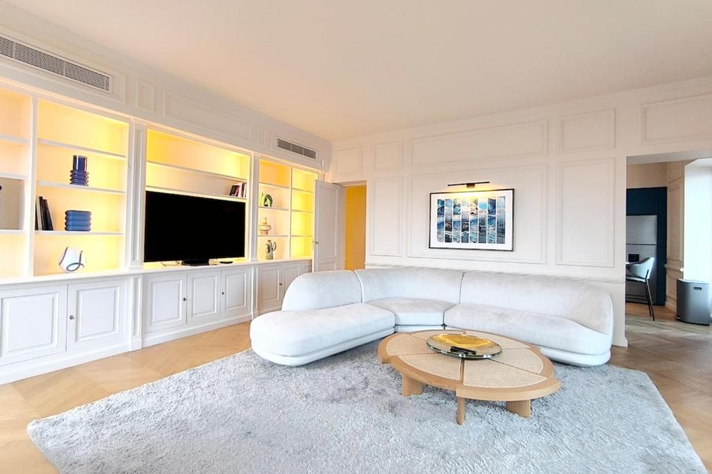 Brand-new 100 sqm apartment with breathtaking panoramic views over Cannes’ - 5