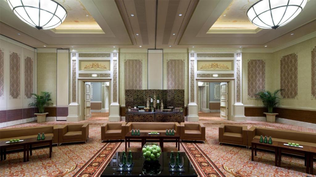 Αίθουσα συνεδριάσεων / δεξιώσεων