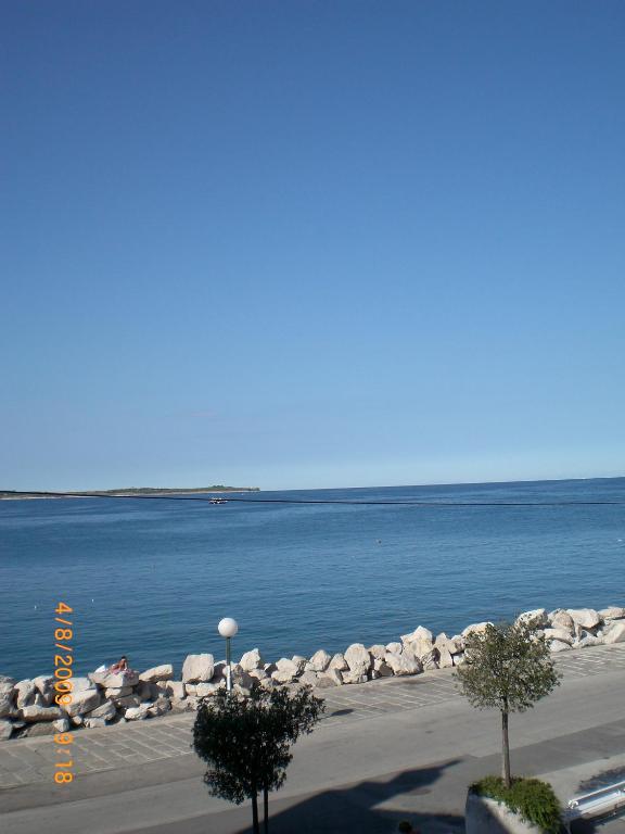 Apartments Maja — Hotel in Piran