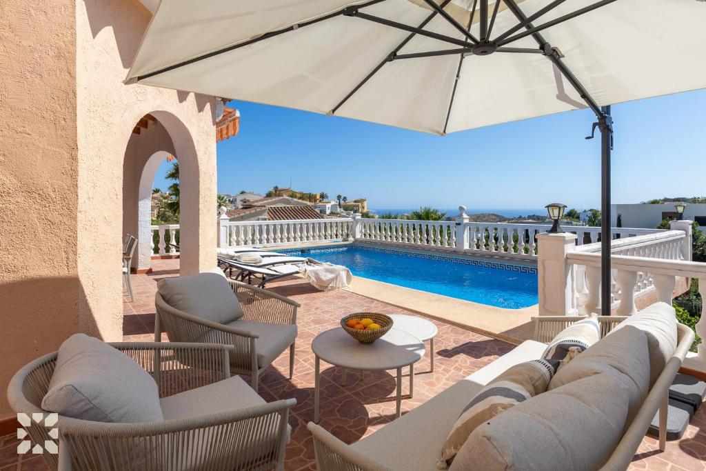 Villa Celenza by Abahana Villas - 3
