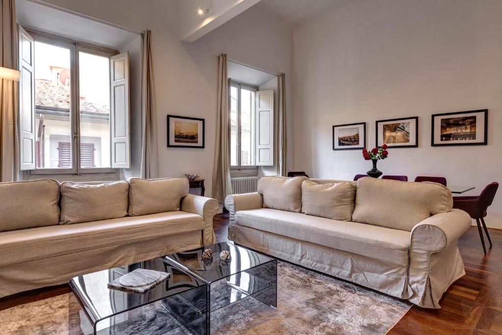 Nerone Apartment by Mamo Florence - 2