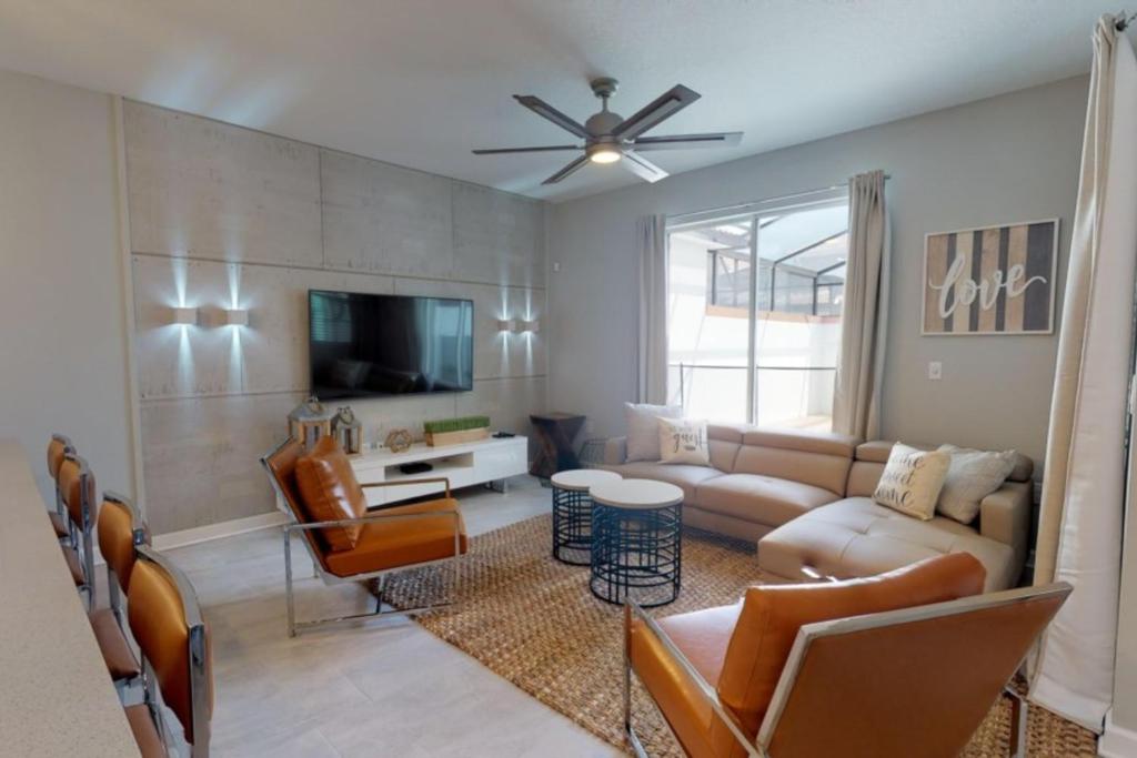 Sunshine & Storybook Stays, Kissimmee