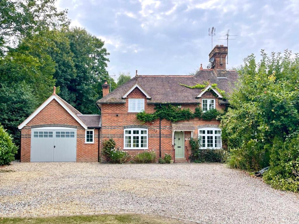 Flowers Farm Cottages, Pangbourne