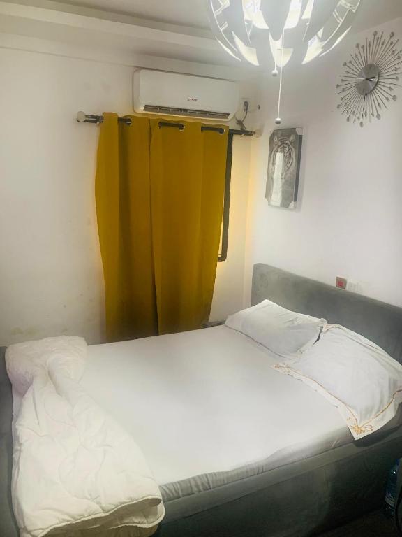 Raphaelo vip, Douala