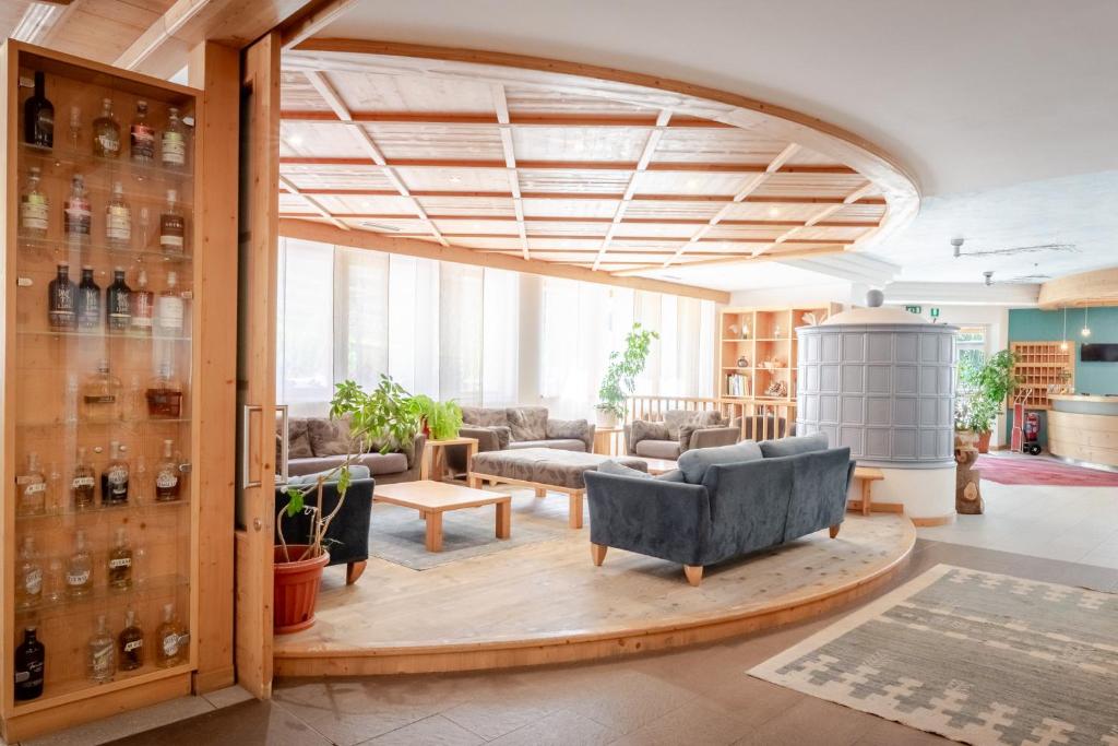 Hotel Alpine Mugon - 4