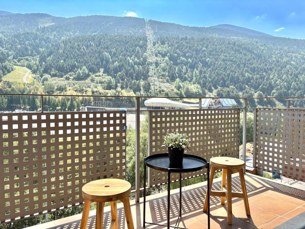 Balcón y vistas en Ransol, parking y wifi I AndStay - 2