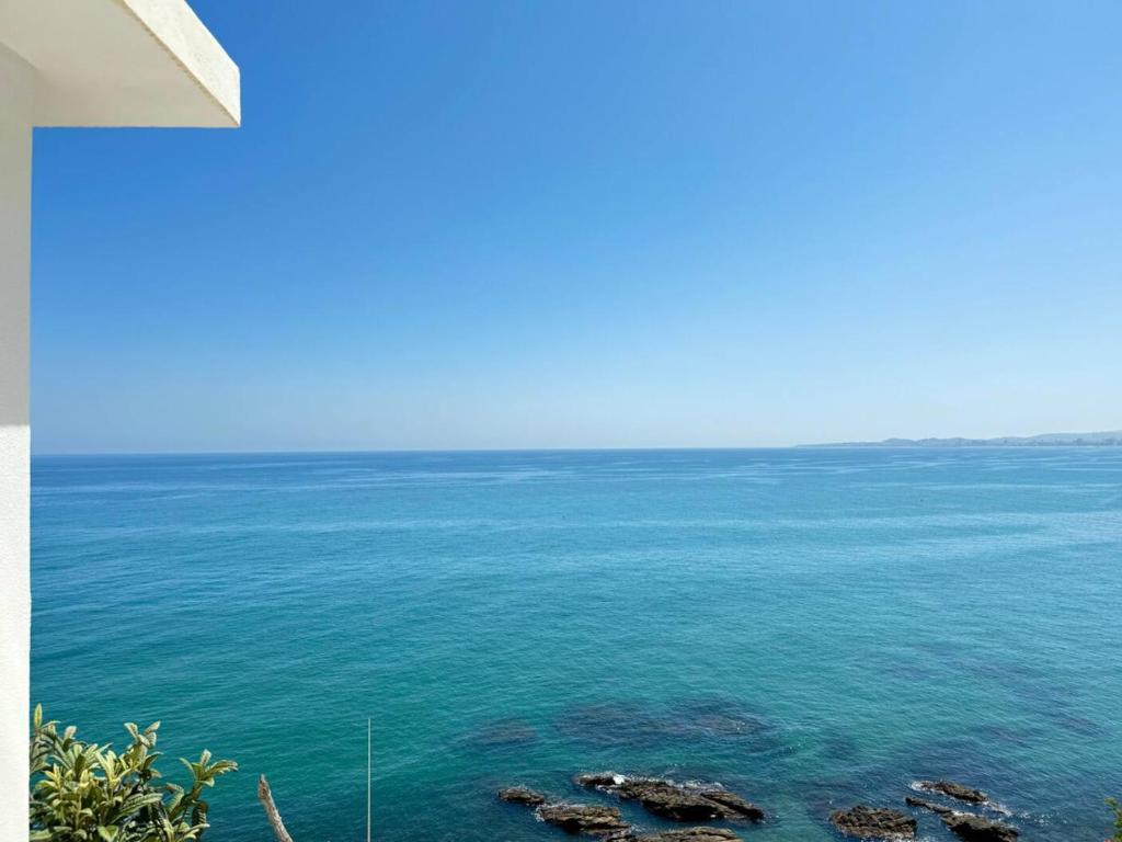 Oceanfront apartment, Benalmádena