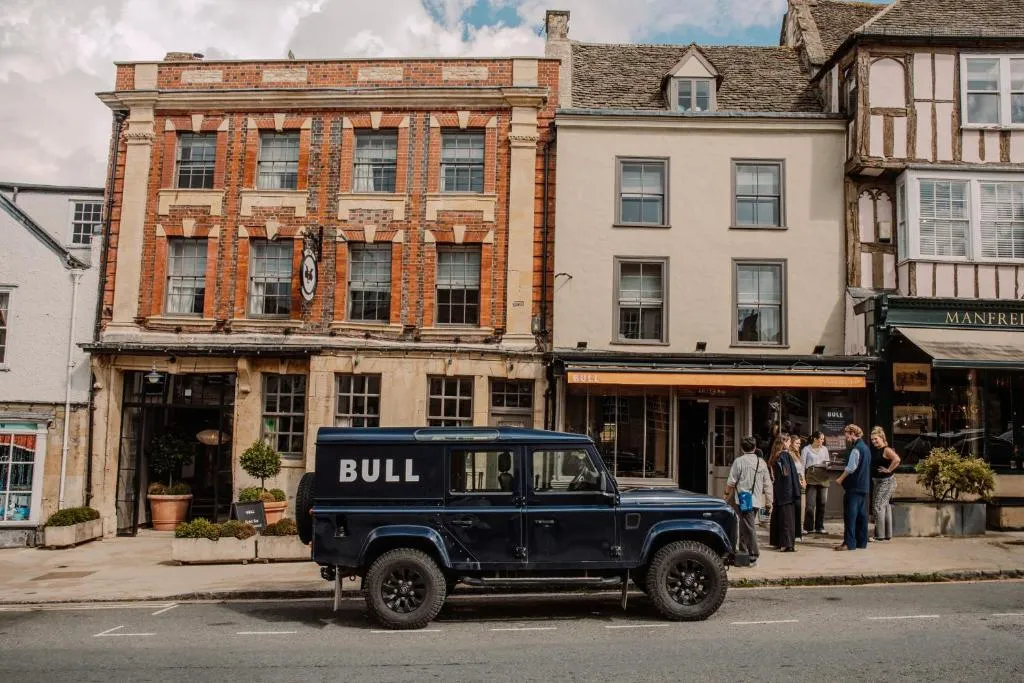 BULL Burford, hotel in Burford