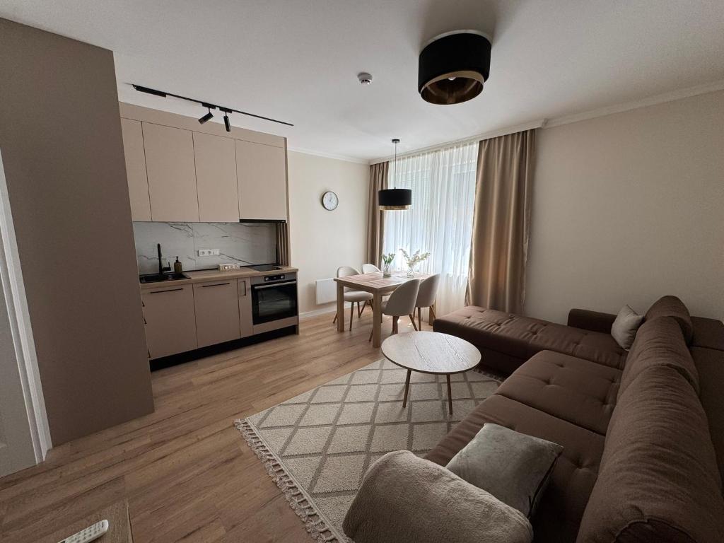 Flamme Luxe Suites - 1
