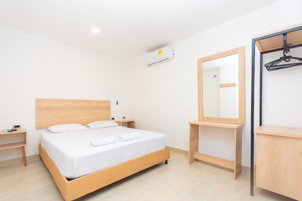 Hotel Villa Real 70 Laureles - 3