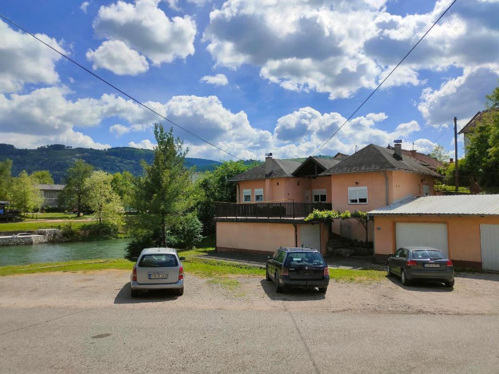 Riverside Panorama Apartment 1 near City Center Brko 1 - 3