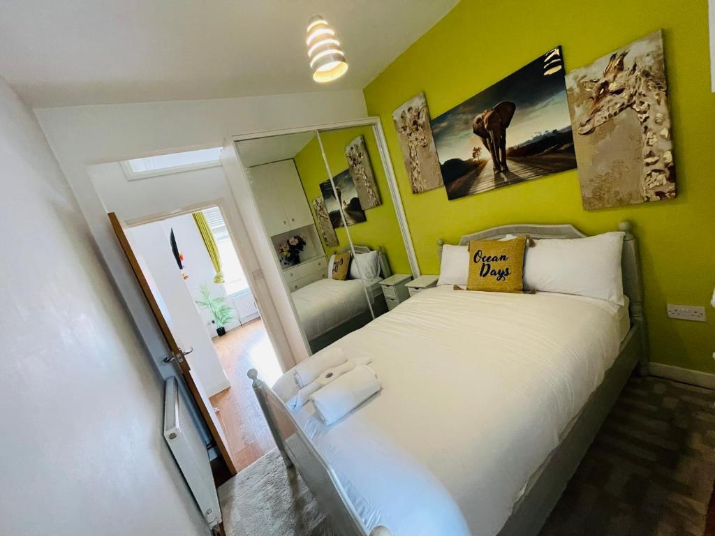 cozy & stylish one bedroom apartment, Leicester