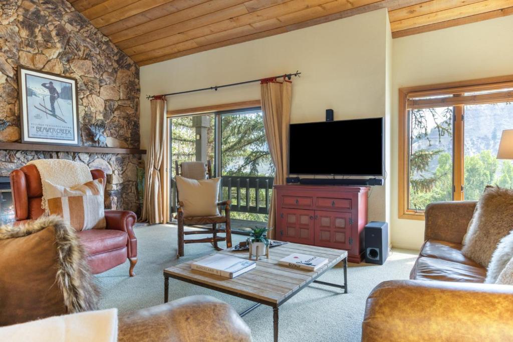 88 Ridge Point, Avon