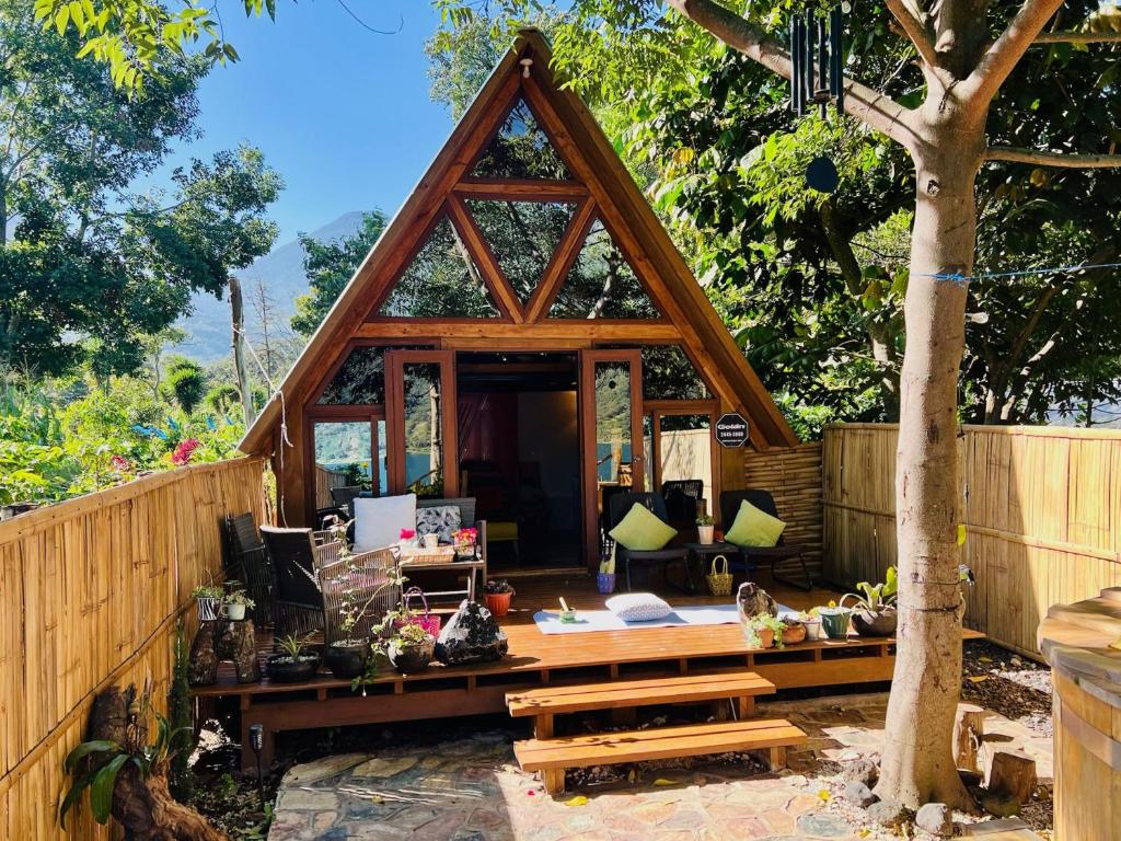 Luxe A-Frame on Lake Atitlán, Santiago Atitlán