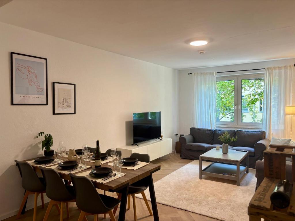 Spacious Design Apartment Würzburg Altstadt I FREE WINE AND COFFEE - 2