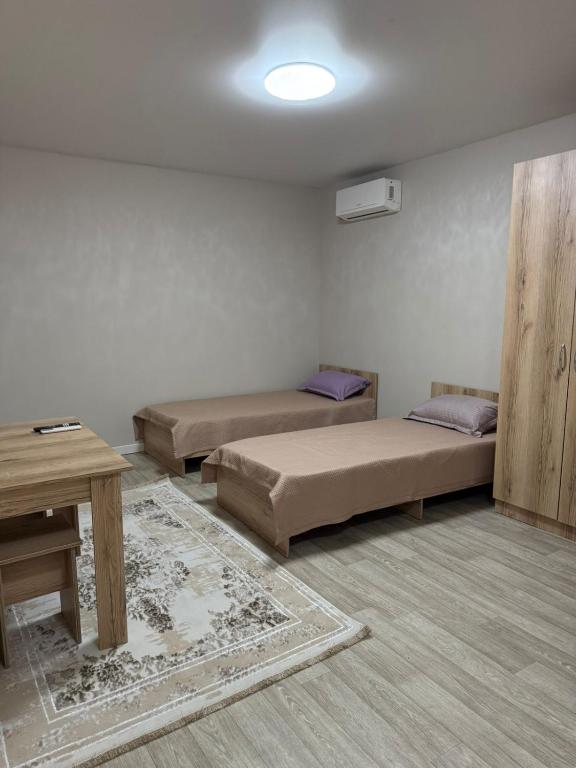 Фучика 50, Zhezdi