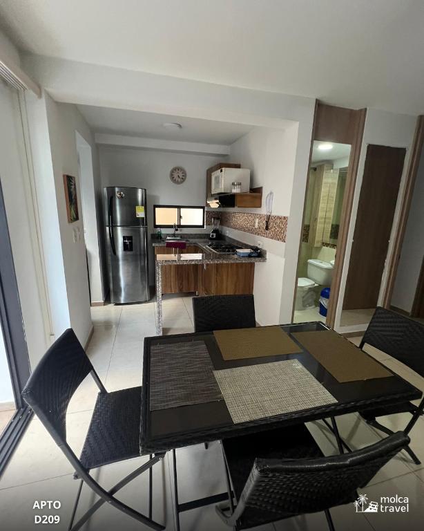 Gran Alojamiento Familiar con 4 Piscinas y Jacuzzi - Para 13 personas - By Molca Travel - 4