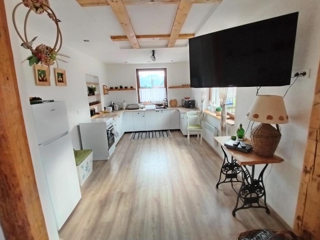 Chata Myto pod Ďumbierom, Mýto pod Ďumbierom