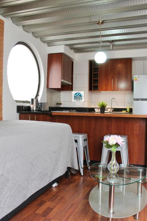 Departamento moderno full equipado - General Flores - 2
