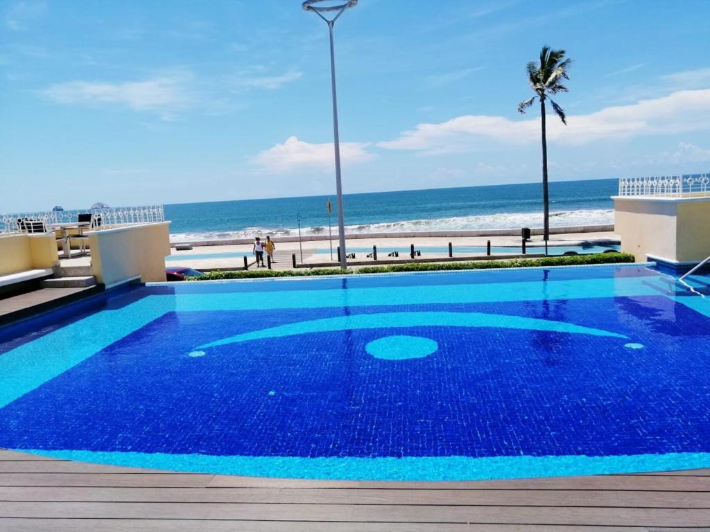 Miramar Depto de Lujo Frente Playa y Malecón - 3