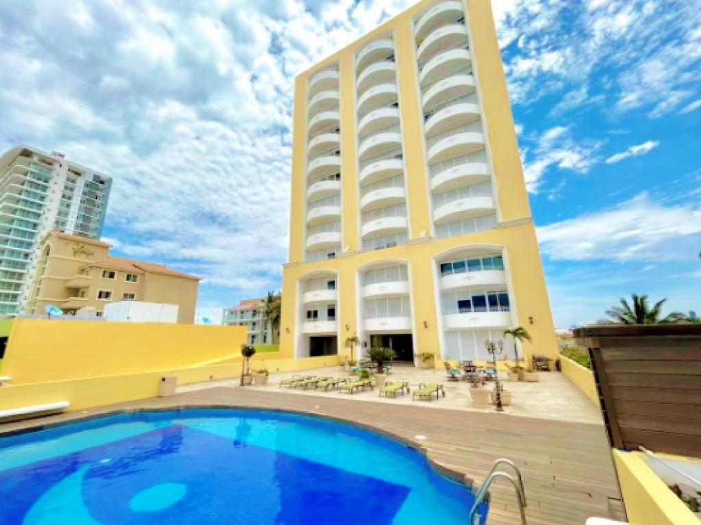 Miramar Depto de Lujo Frente Playa y Malecón - 1