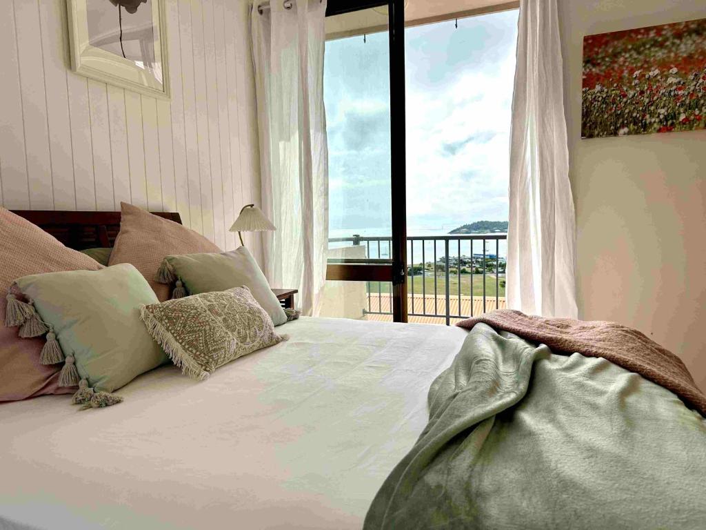 Heavenly Views, Airlie Beach