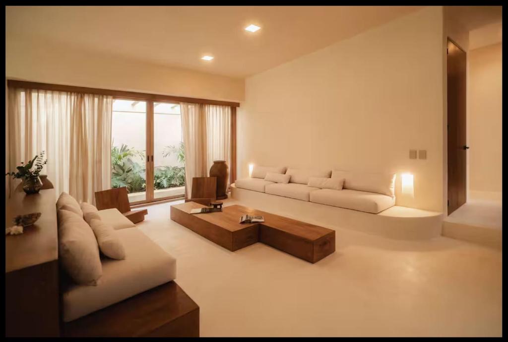 M11 Casa Leela - Luxe 5BR Villa with 2 Pools - 4