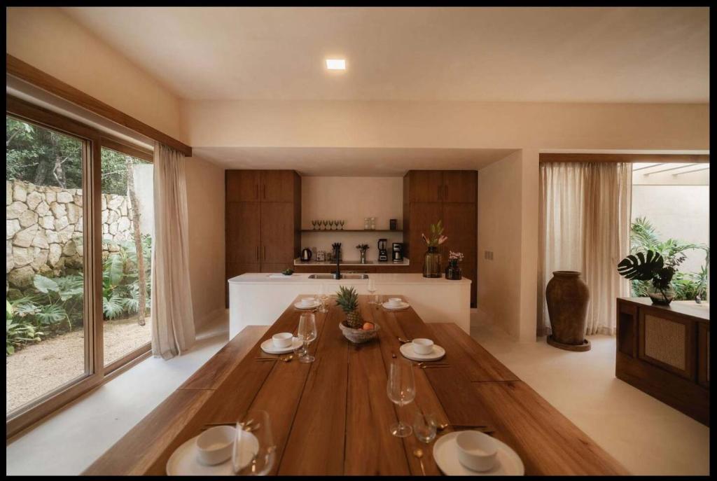 M11 Casa Leela - Luxe 5BR Villa with 2 Pools - 3