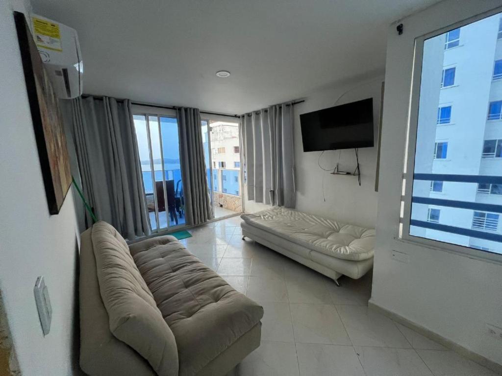 Apartamento vista al mar con balcon - 1