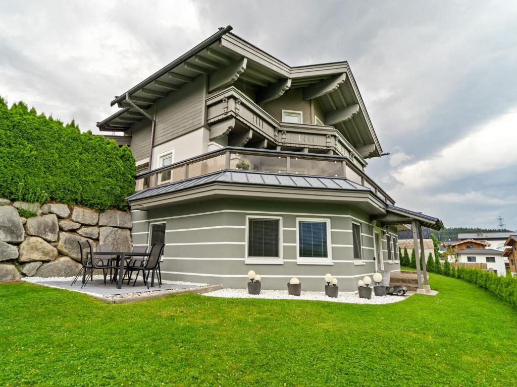 Apartment in Neukirchen near Ski Lift - 2