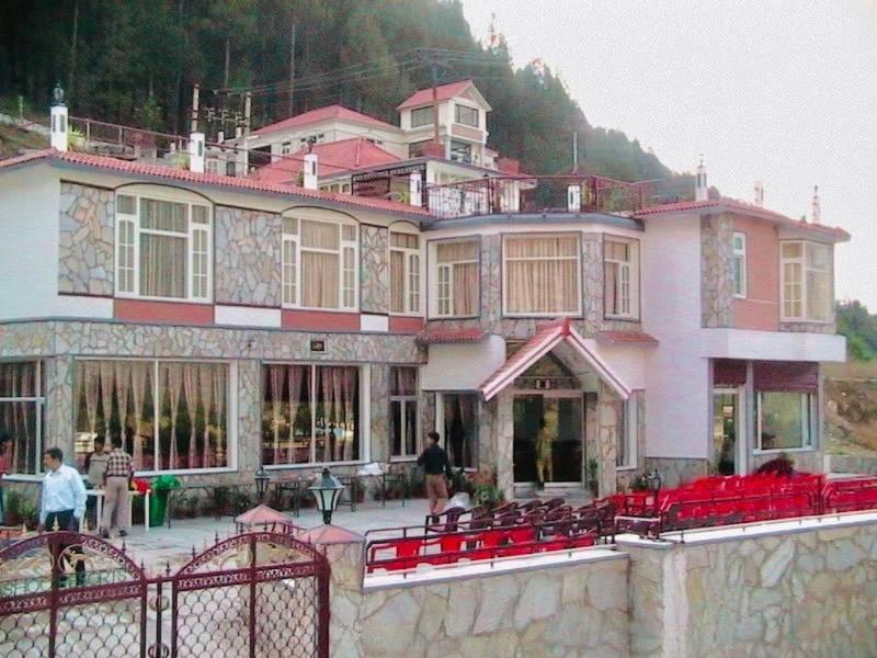 Mashoo Resort, Shamshi