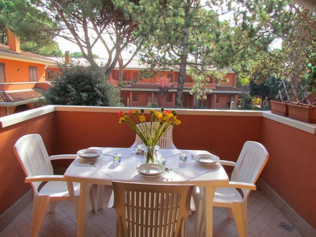 Terrace, pool, sun and relax-Beahost - 1