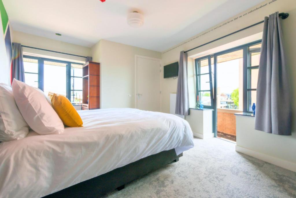 New Apart-hotel Near 013 Poppodium With Fast Wifi, Tilburg