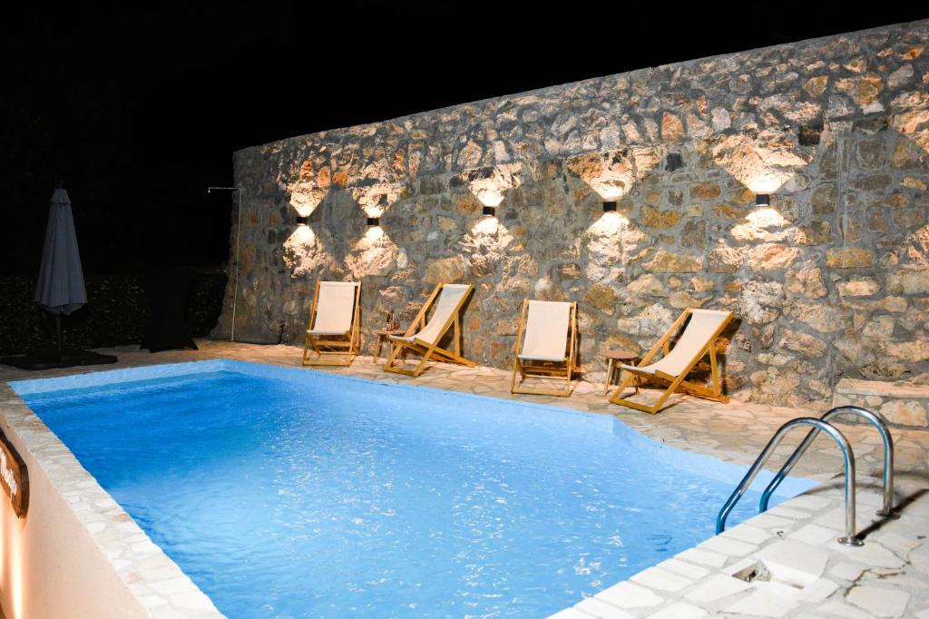 Luxury Villa Marija Panoramic Pool & Nature Retreat - 1