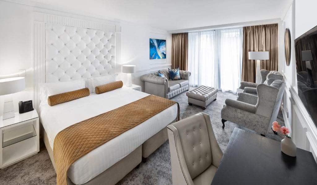 Featured Hotel